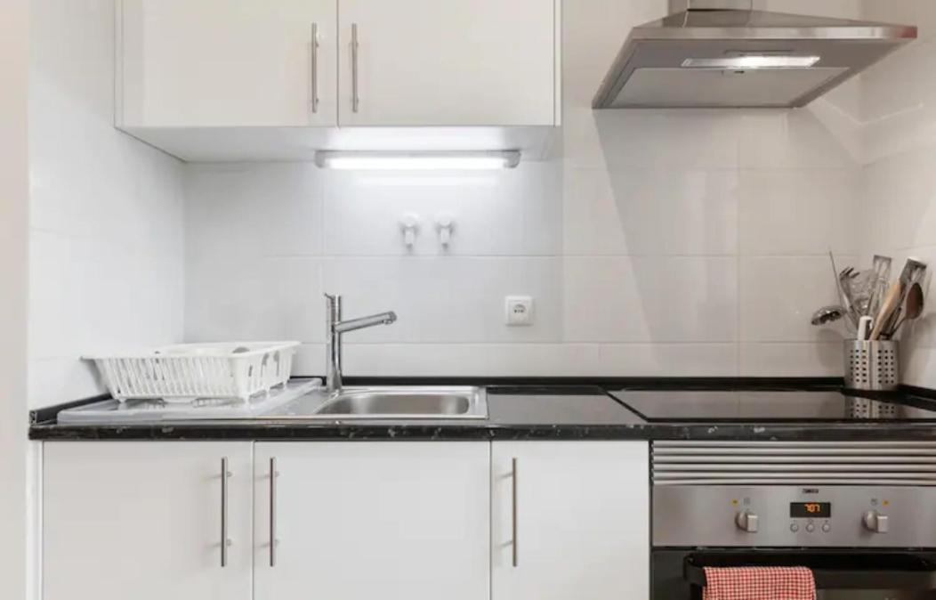 ליסבון Beautiful 1 Bedroom Apartment Near Benfica מראה חיצוני תמונה