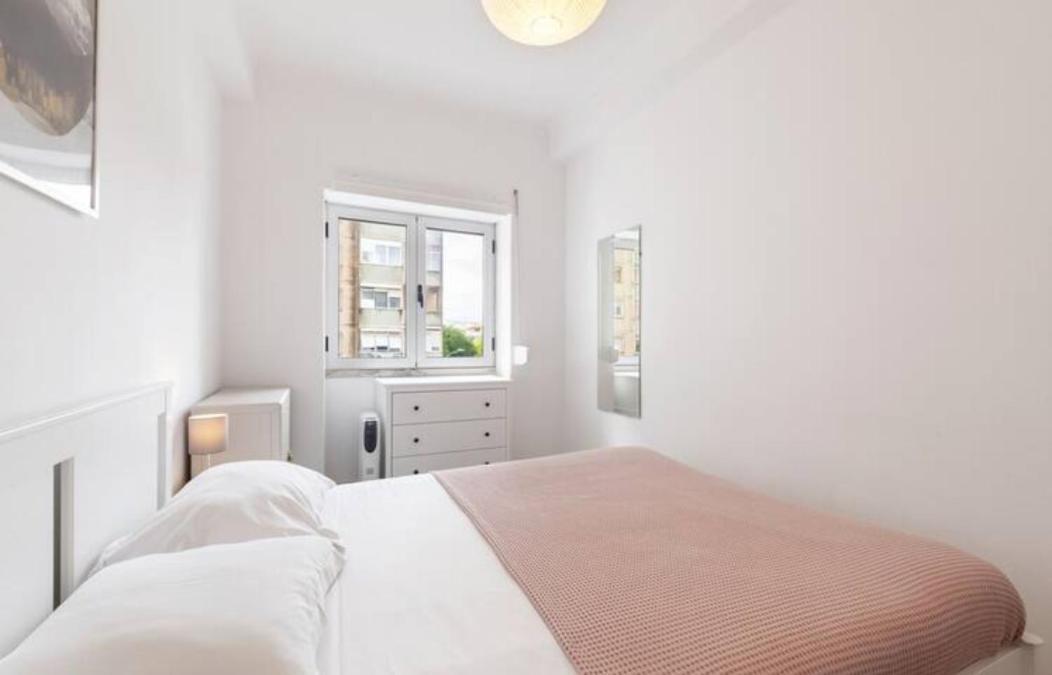 ליסבון Beautiful 1 Bedroom Apartment Near Benfica מראה חיצוני תמונה