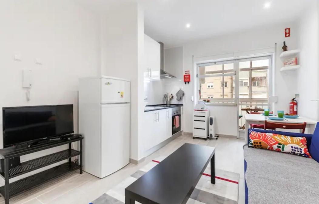 ליסבון Beautiful 1 Bedroom Apartment Near Benfica מראה חיצוני תמונה